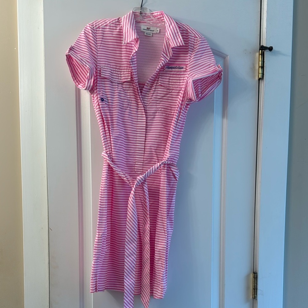 Vineyard Vines Pink and White Buttoned Tie Front Mini Dress